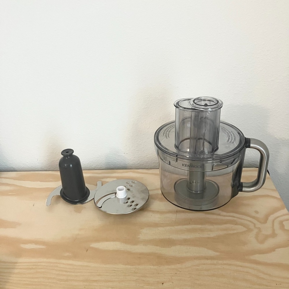 Kenwood AT647 Kah64 Food Proccessor Bowl Lid Blade Plunger Set